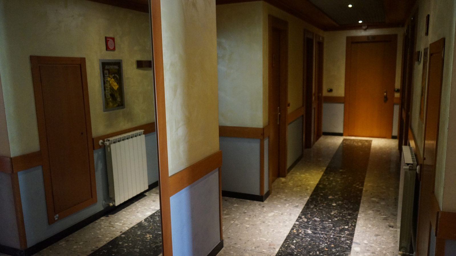 Pasillo del hall