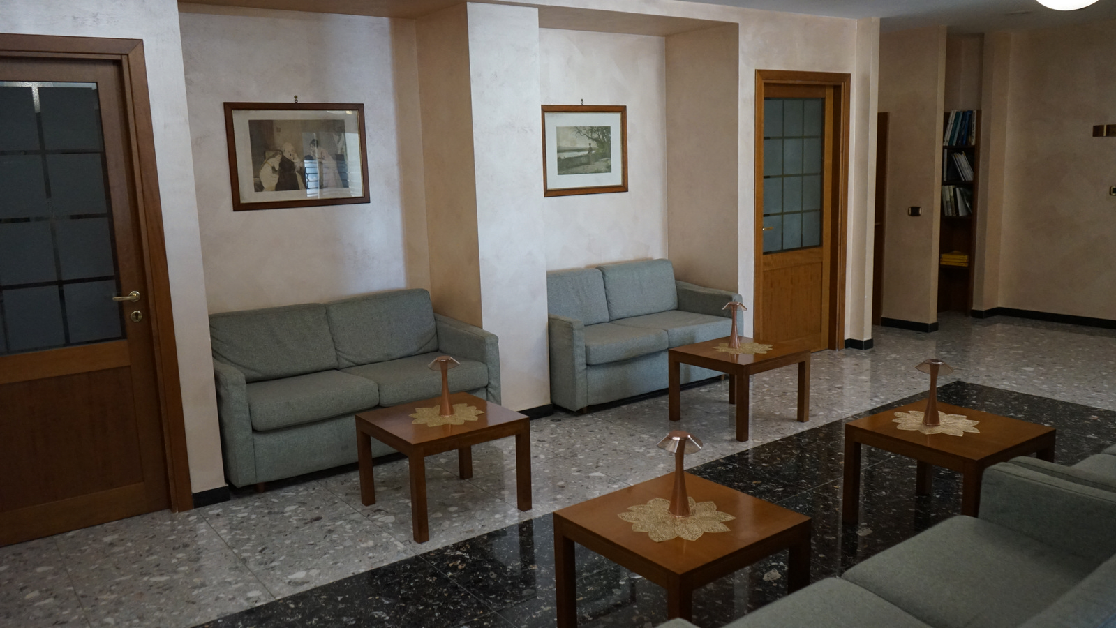 Sala de espera del hotel